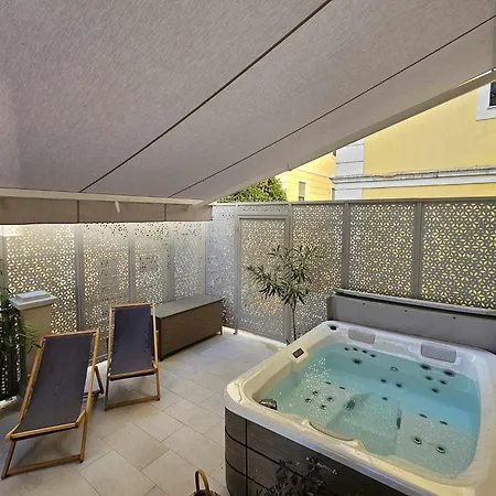 Elegant Garden With Jacuzzi Apartment Opatija