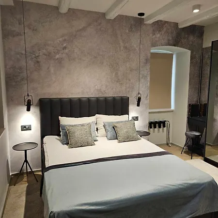 Apartment Elegant Garden With Jacuzzi Opatija